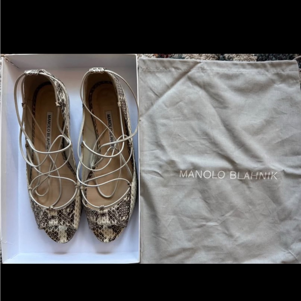 Manolo Blahnik Beige Snake Print Lace-Up Flats